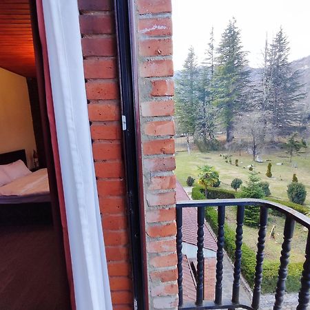 Chateau Chikovani Otel Gordi Dış mekan fotoğraf