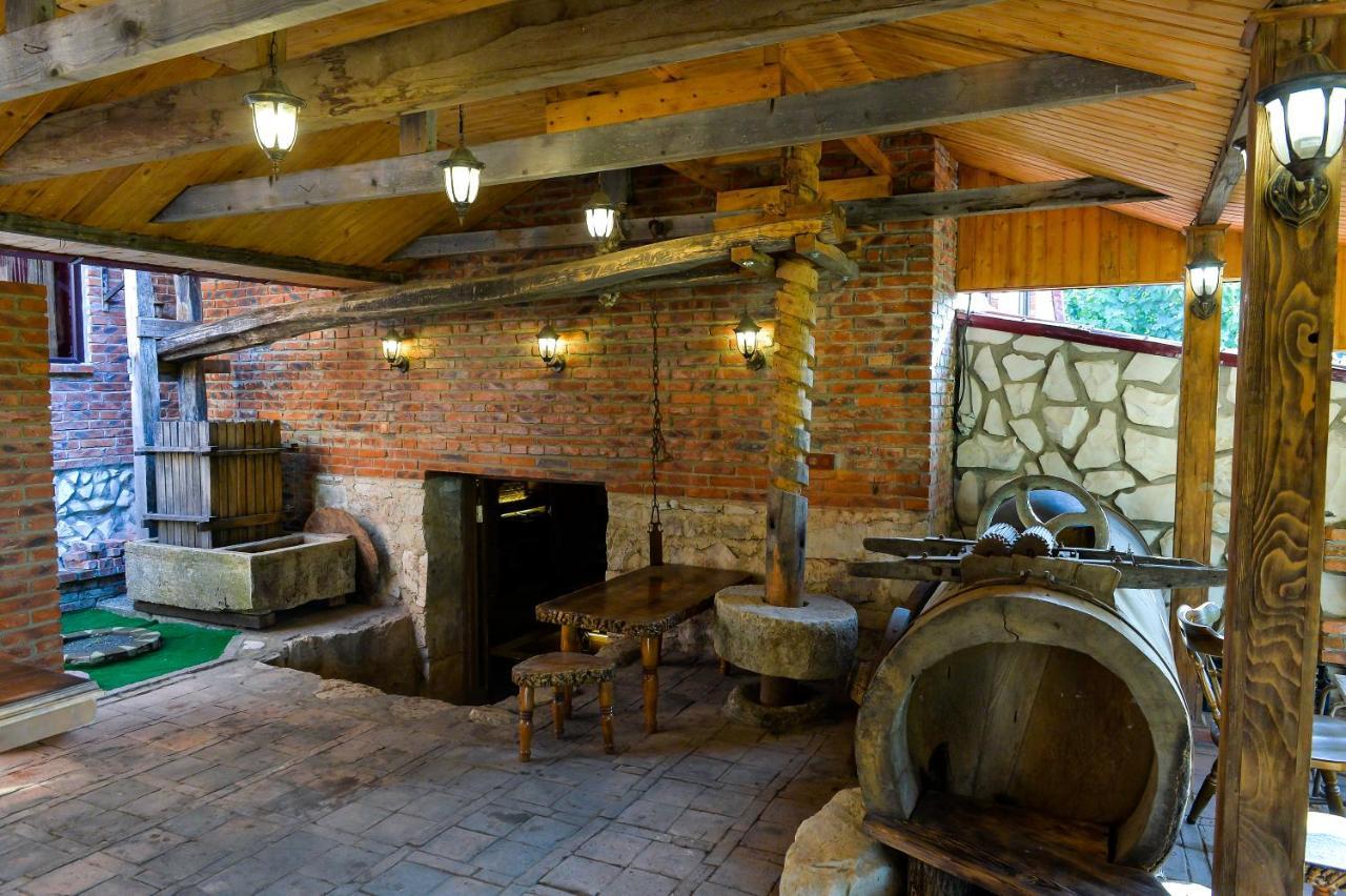Chateau Chikovani Otel Gordi Dış mekan fotoğraf