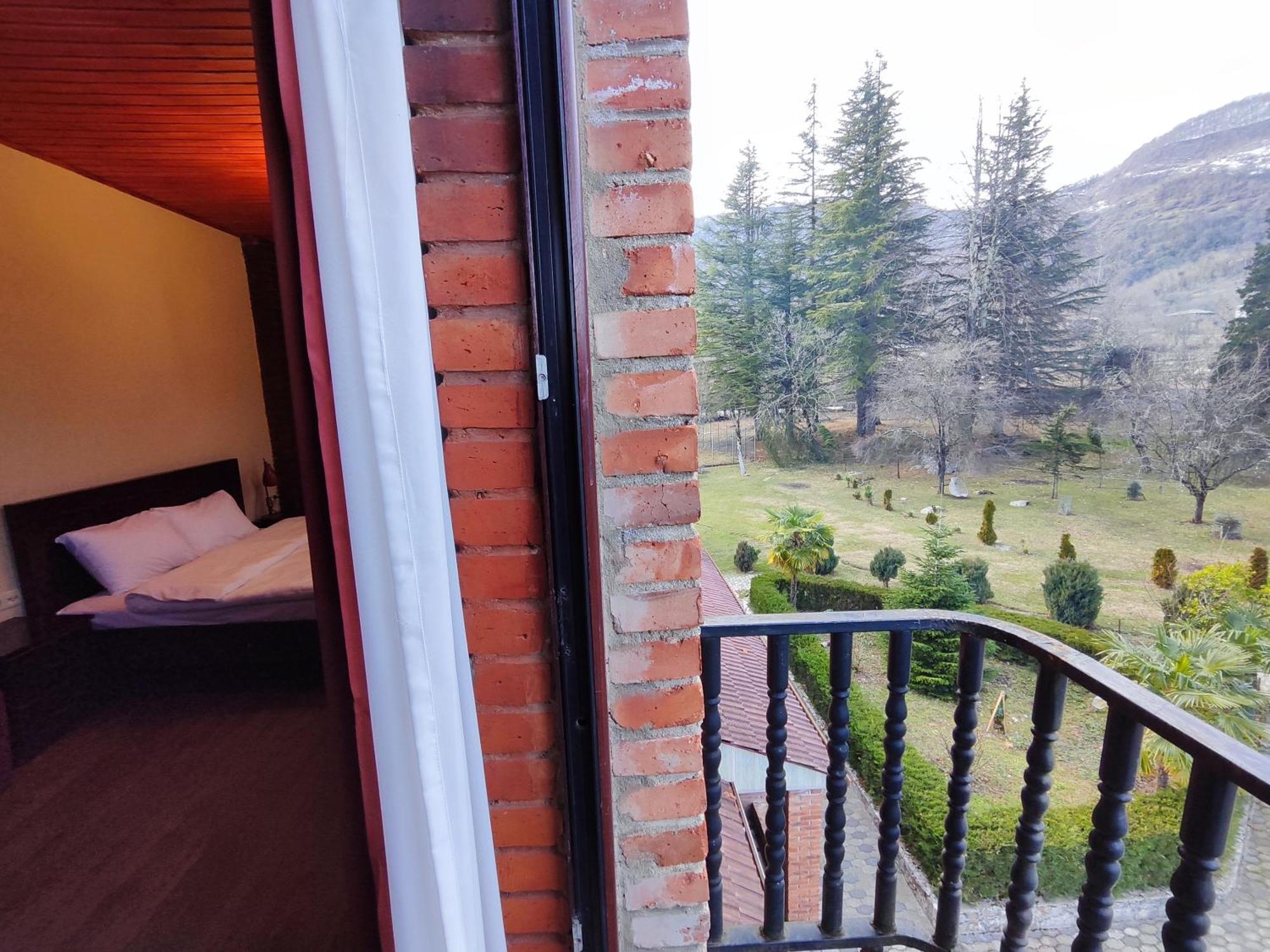 Chateau Chikovani Otel Gordi Dış mekan fotoğraf